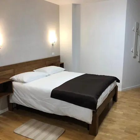 Bed & Breakfast Loft Cube 3*